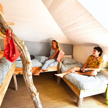 Surf Hostel Biarritz-3
